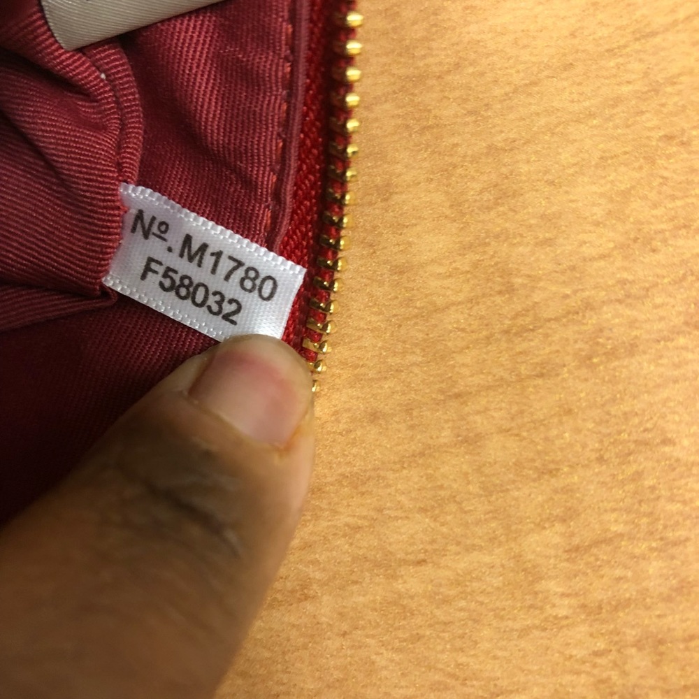 Authentic Coach Red Wristlet - Picture 5 of 5